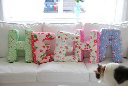 Cojines con divesos estampados